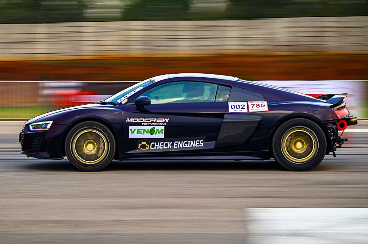 India's fastest car Audi R8 V10 breaks quarter mile national record